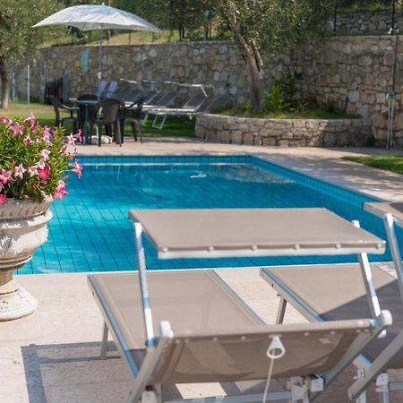 Agricampeggio Relax Maxicaravan Castelletto Di Brenzone Dış mekan fotoğraf