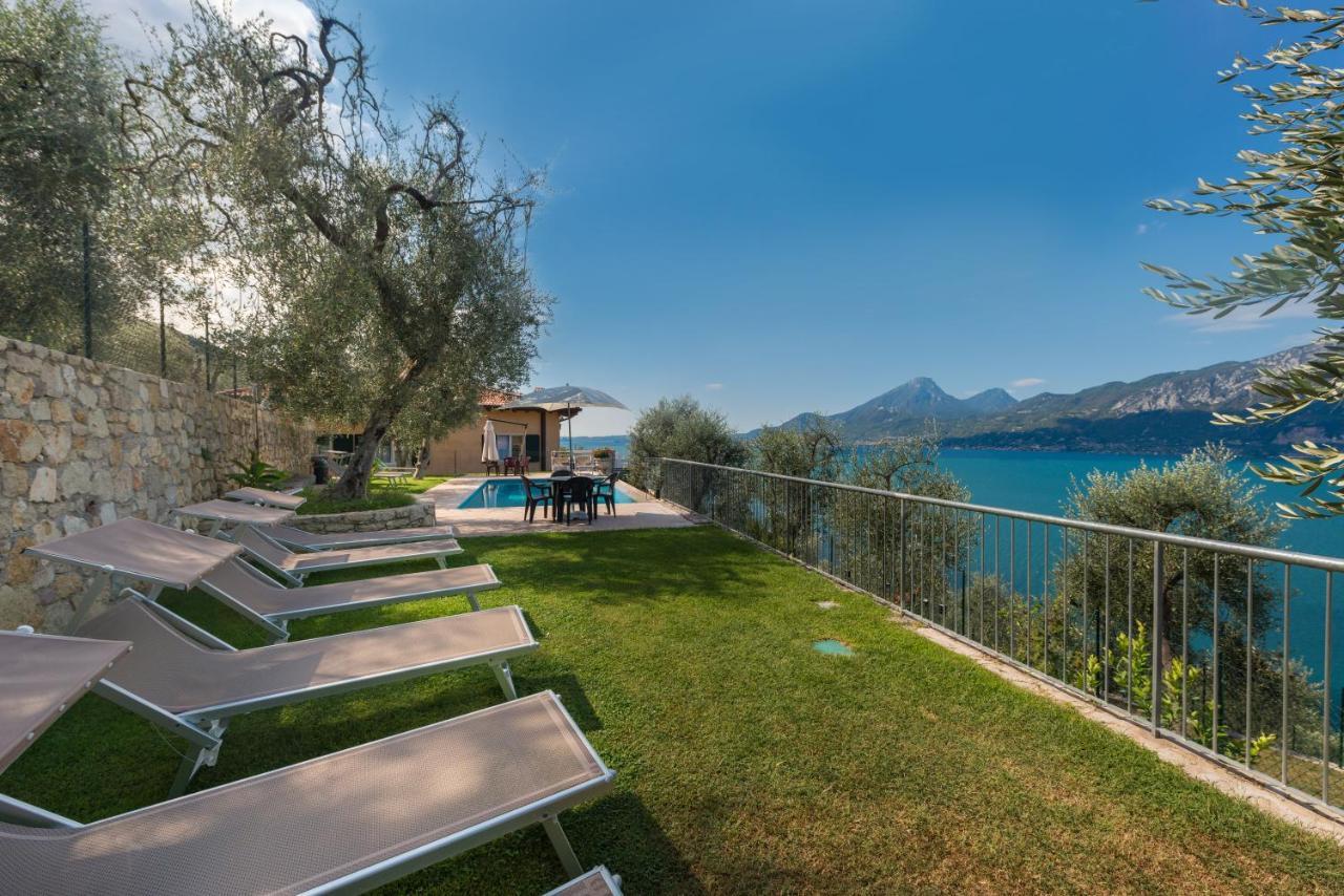 Agricampeggio Relax Maxicaravan Castelletto Di Brenzone Dış mekan fotoğraf