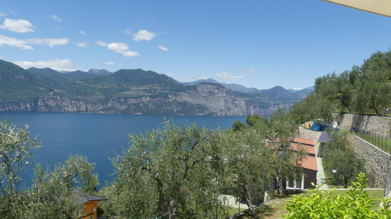 Agricampeggio Relax Maxicaravan Castelletto Di Brenzone Dış mekan fotoğraf